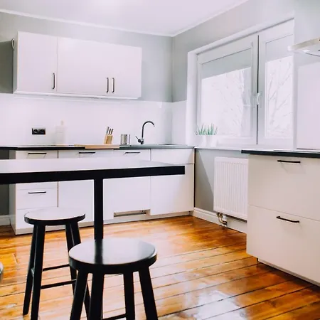 Hipooo Apartment